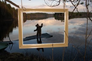 Nalle Karhu Mäntyjärven laiturilla